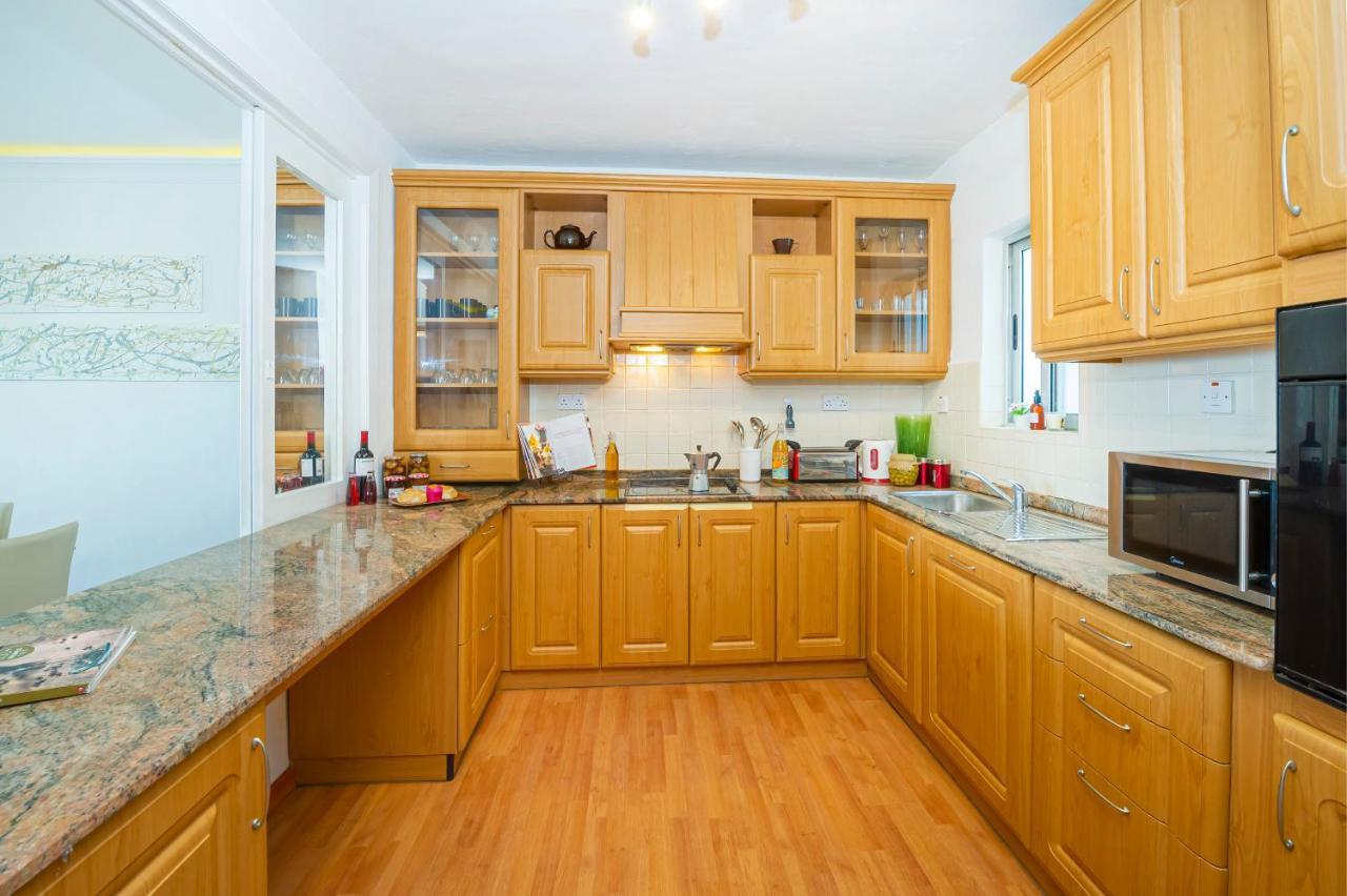 Spinola Bay Top Floor Seafront 3 Bedroom Apartment With Panoramic Sea Views - By Getawaysmalta St. Julian's Exterior foto