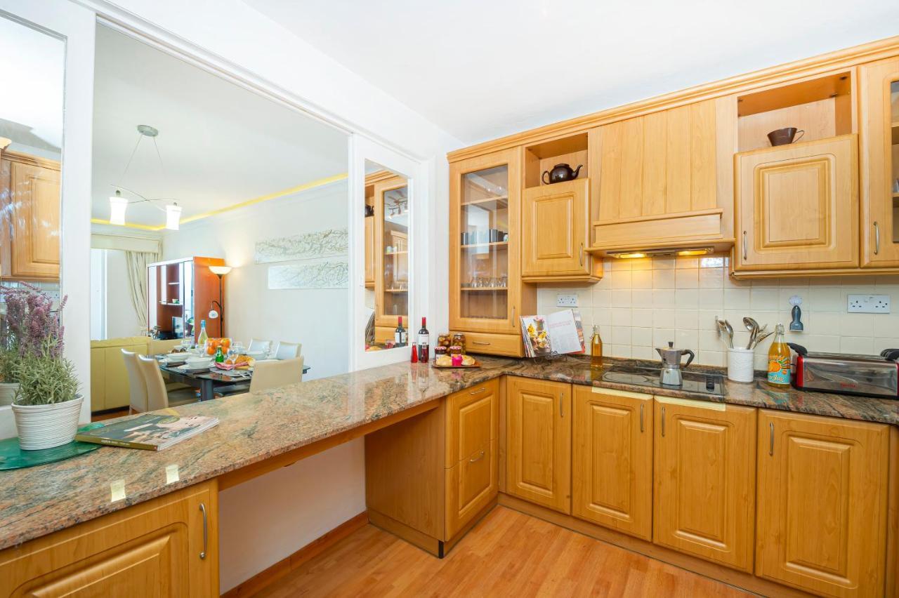 Spinola Bay Top Floor Seafront 3 Bedroom Apartment With Panoramic Sea Views - By Getawaysmalta St. Julian's Exterior foto